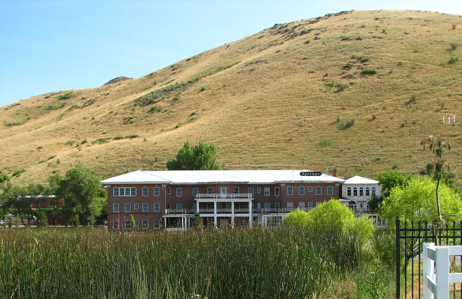 Hot Lake Springs Resort, Oregon