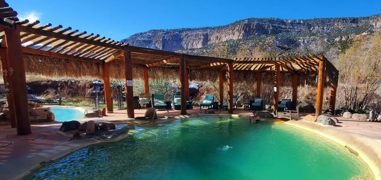 Jemez Springs, photo 1